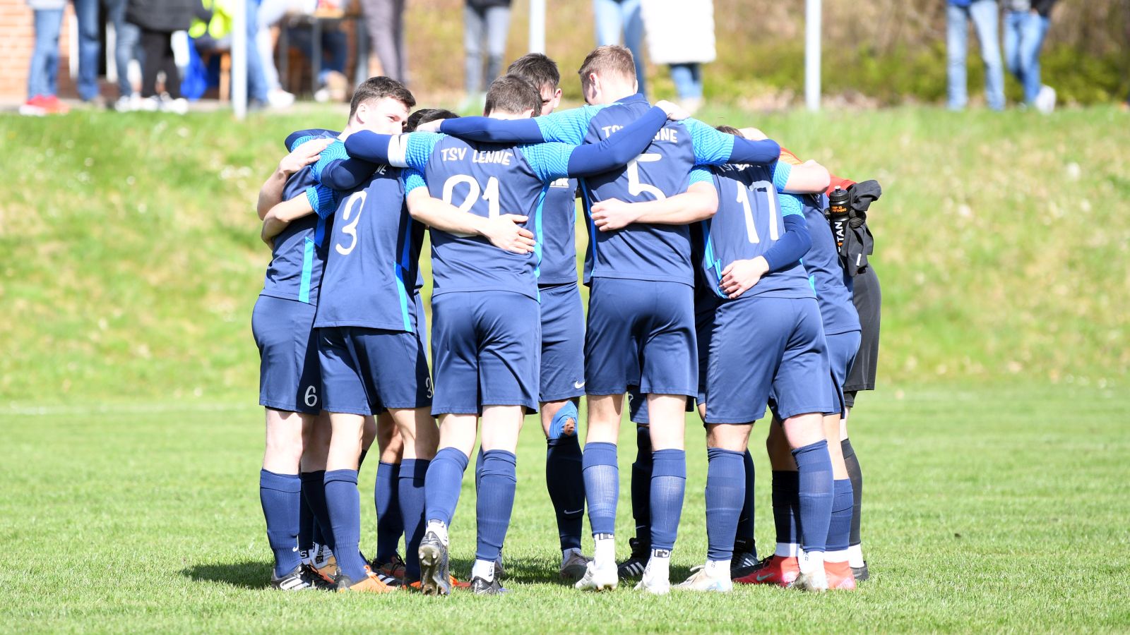 Abstand zum Nichtabstiegsplatz wächst: Deutliche Heimniederlage gegen Harsum