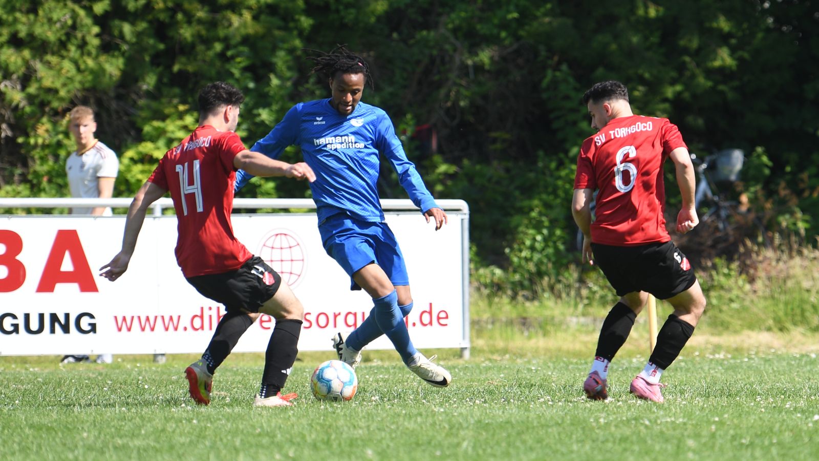 Bildergalerie zum Relegationsspiel SV Türk Gücü Hildesheim - SV06 Holzminden 
