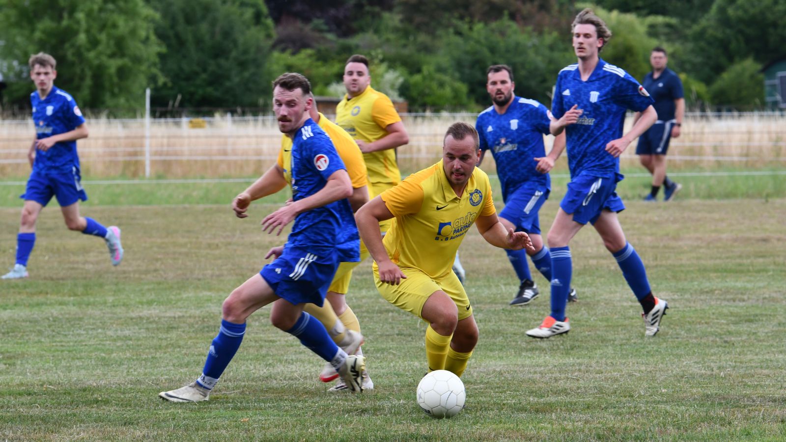 Vorbereitung startet: Allersheimer-Sommer-Cup in Fürstenberg beginnt - Viele weitere Testspiele am Wochenende